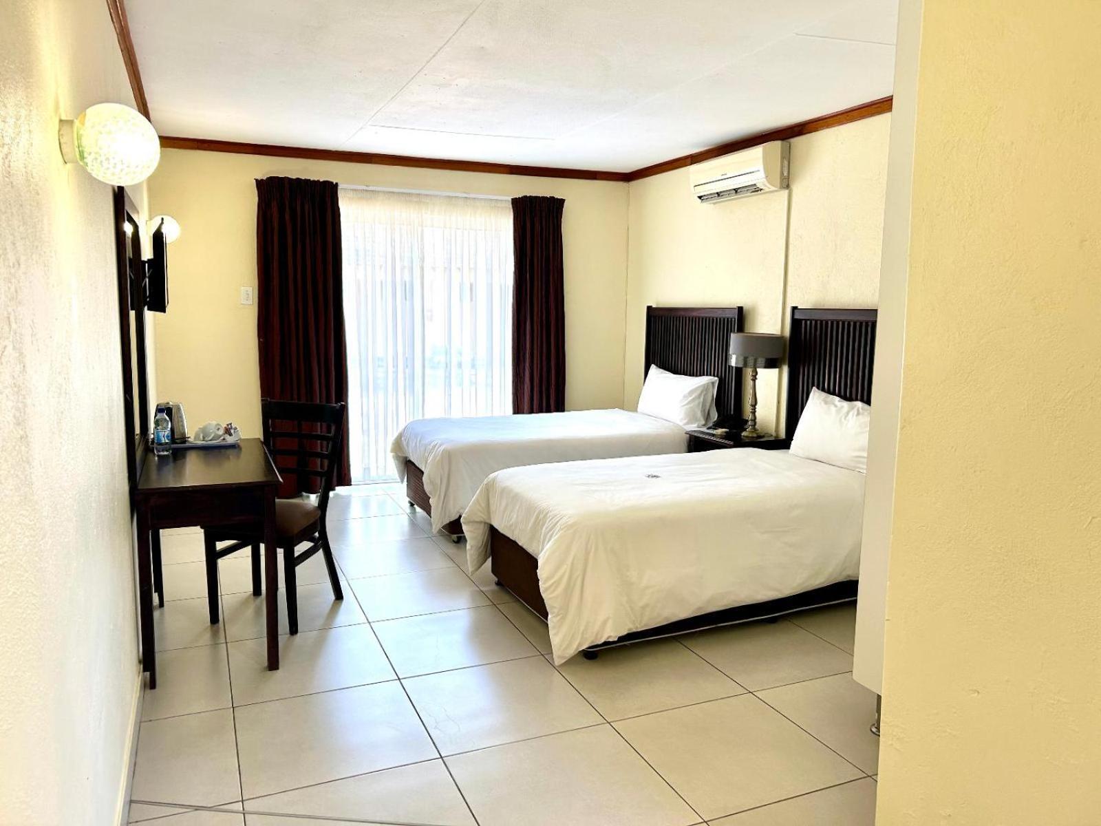 Karibu Leisure Resort Thapane ภายนอก รูปภาพ