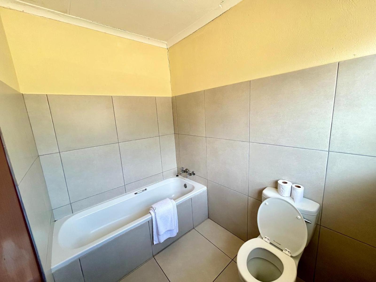 Karibu Leisure Resort Thapane ภายนอก รูปภาพ