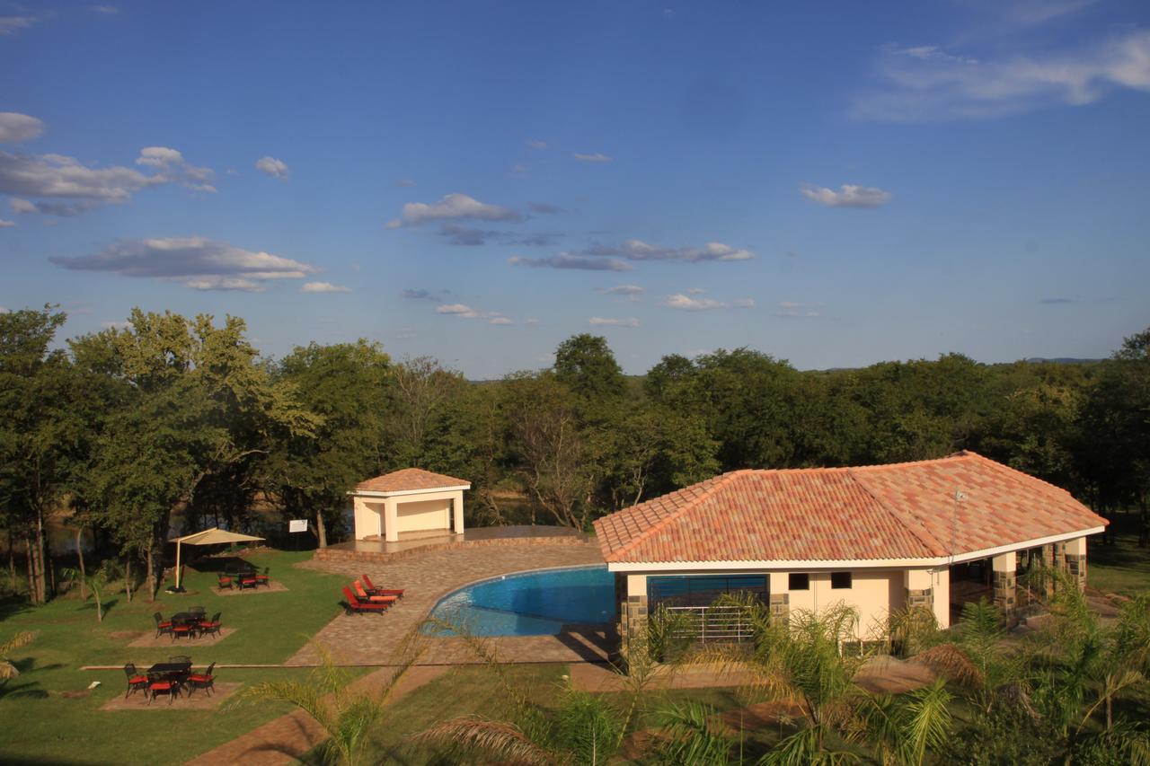 Karibu Leisure Resort Thapane ภายนอก รูปภาพ
